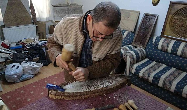 Ahşabı 12 yıldır sanata dönüştürüyor