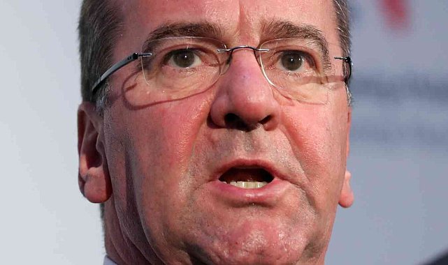 Almanya Savunma Bakanı Pistorius: "Leopard 2'lerin Ukrayna'ya teslimat tarihi belli değil"