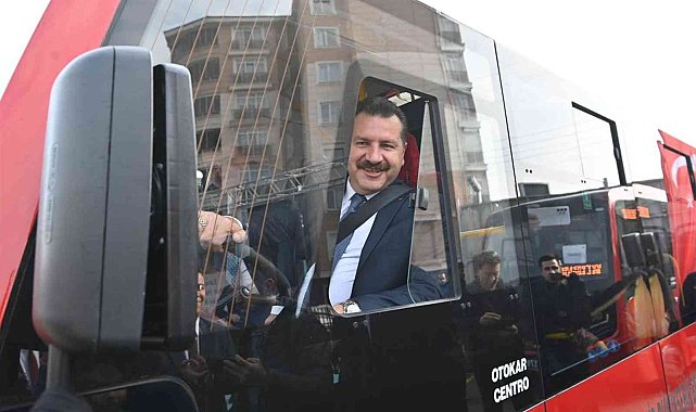 Balıkesir'de ulaşımda yüzde 75'lik indirim öğrencinin yüzünü güldürdü