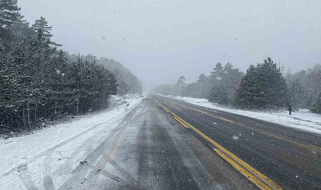 Çanakkale'de kar yağışı nedeniyle taşımalı eğitime 1 gün ara verildi