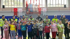 Simav'da temel trafik kuralları eğitim faaliyetleri